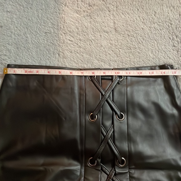 Black Leather Mini Skirt - Picture 9 of 9